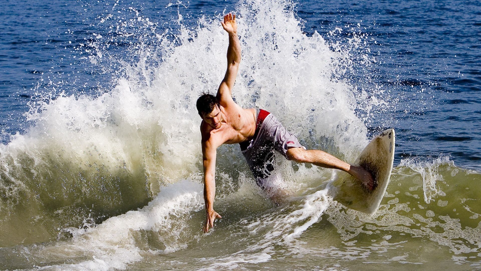 城市夜跑拍摄体验，留下运动与光影的结合之美，城市夜跑说说